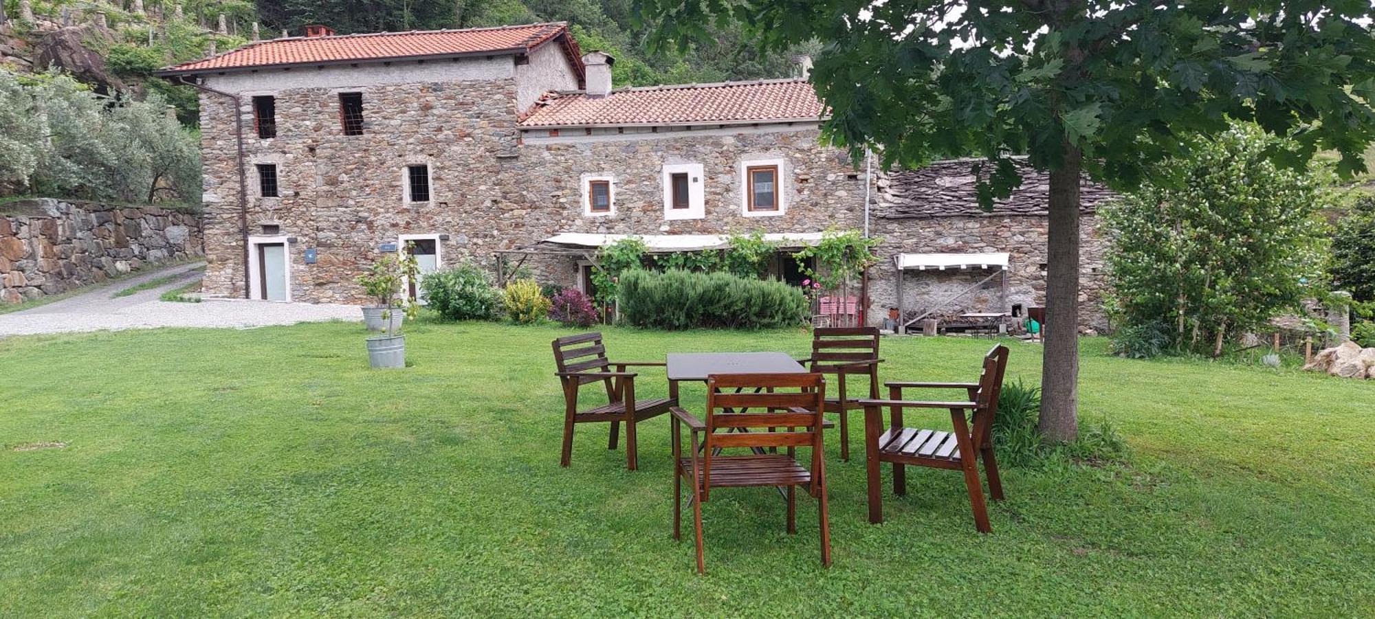 Bed and Breakfast Relais Del Brigante Settimo Vittone Екстер'єр фото